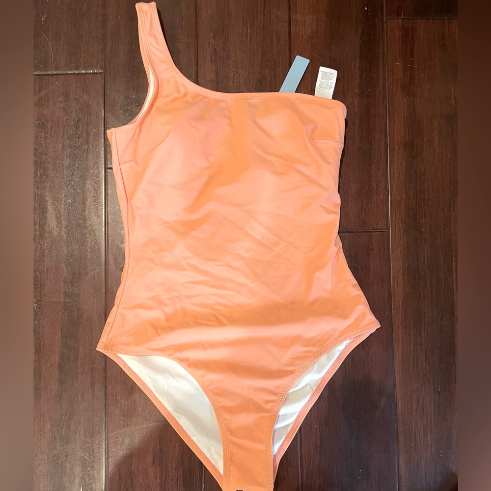 NWT Cupshe One-Piece